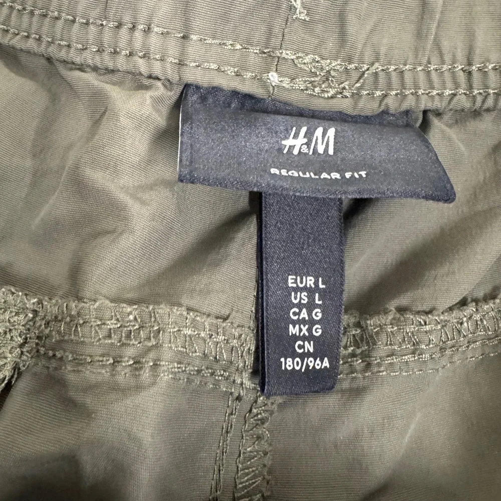 H&M Regular Fit Shorts Mens L Olive Green Excellent Nylon‎ Drawstring 0951707 3